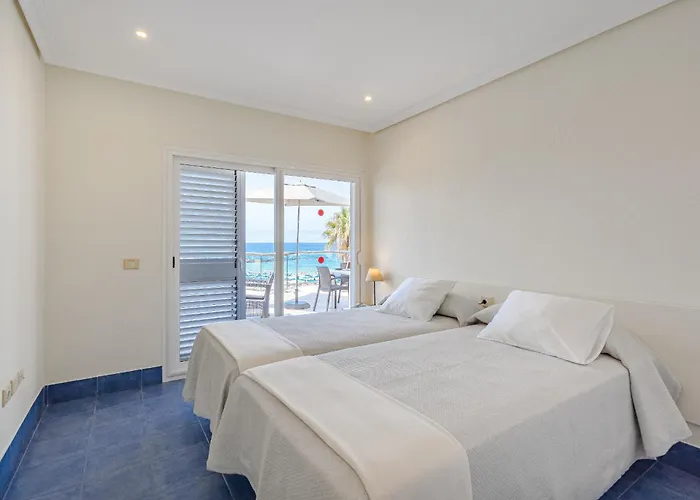 Rentonthebeach Timanfaya Nº2 * Los Cristianos